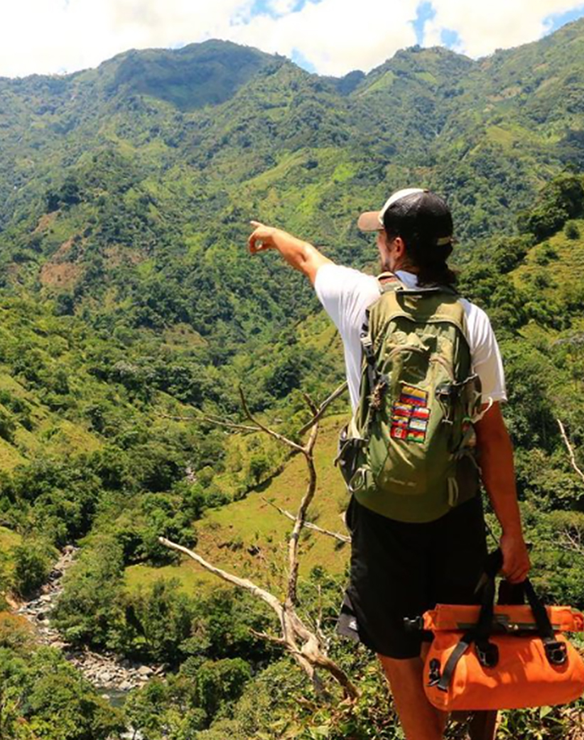 Paragliding adventure with scenic views of Colombia.