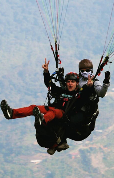 Paragliding over Colombia’s beautiful landscapes.