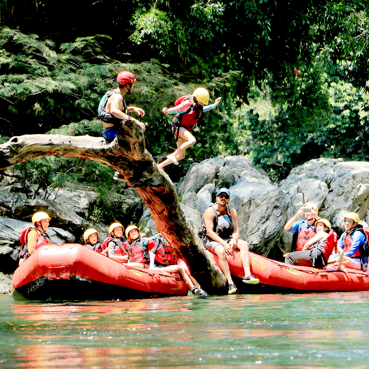 Guided rafting tour on Colombia’s rushing rivers.